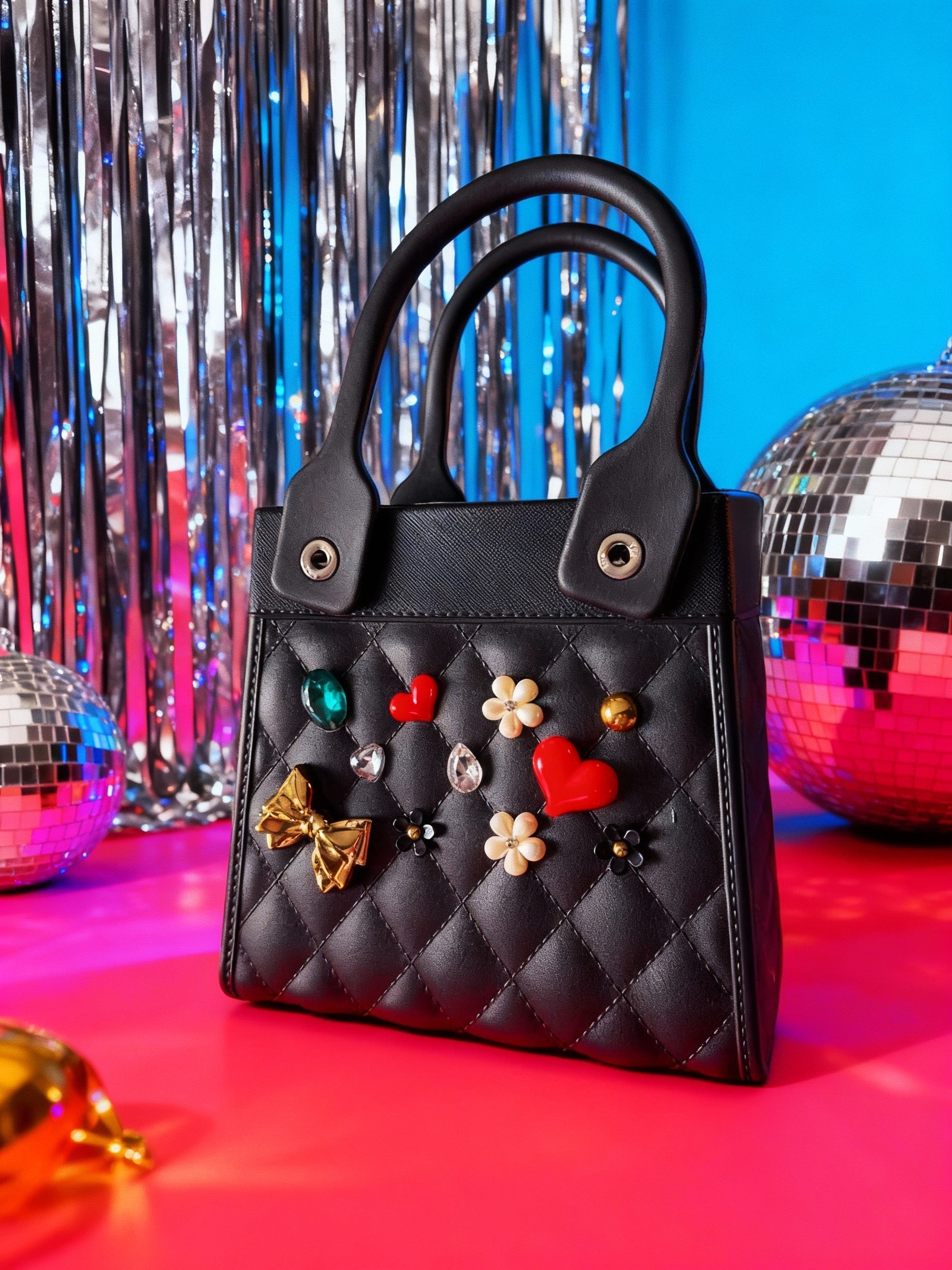 CUSTOMISABLE BAGS