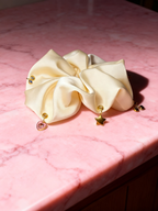 CHARMABLE SCRUNCHIE